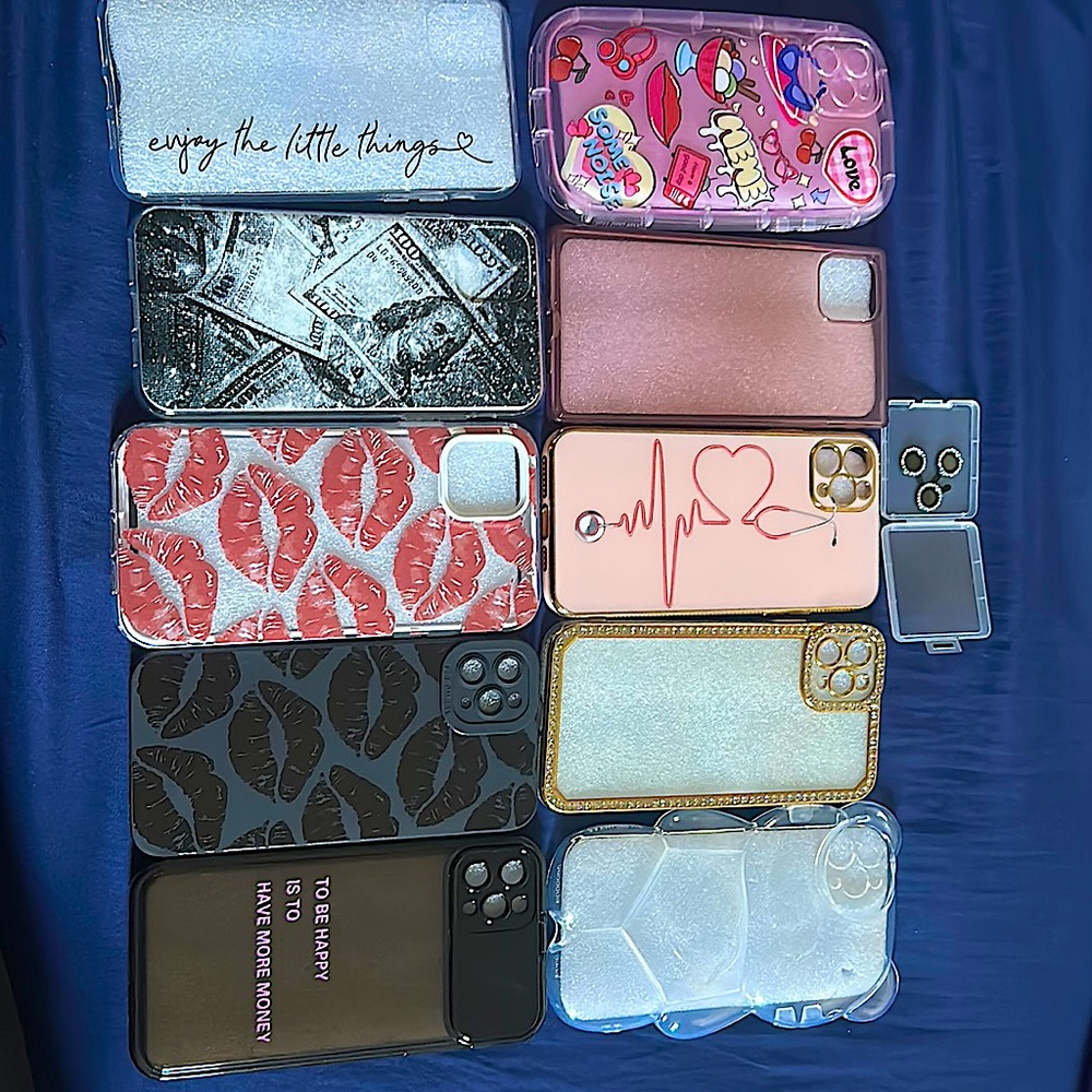 iPhone 11 Pro Max cases + 3 rhinestone protector lens
